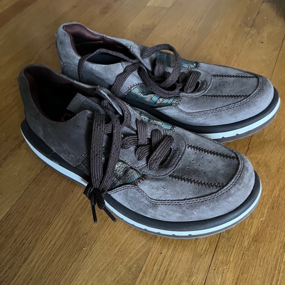 Deckers X Lab Brown sneakers 1123973 US Men's Size 9 / women's 10
